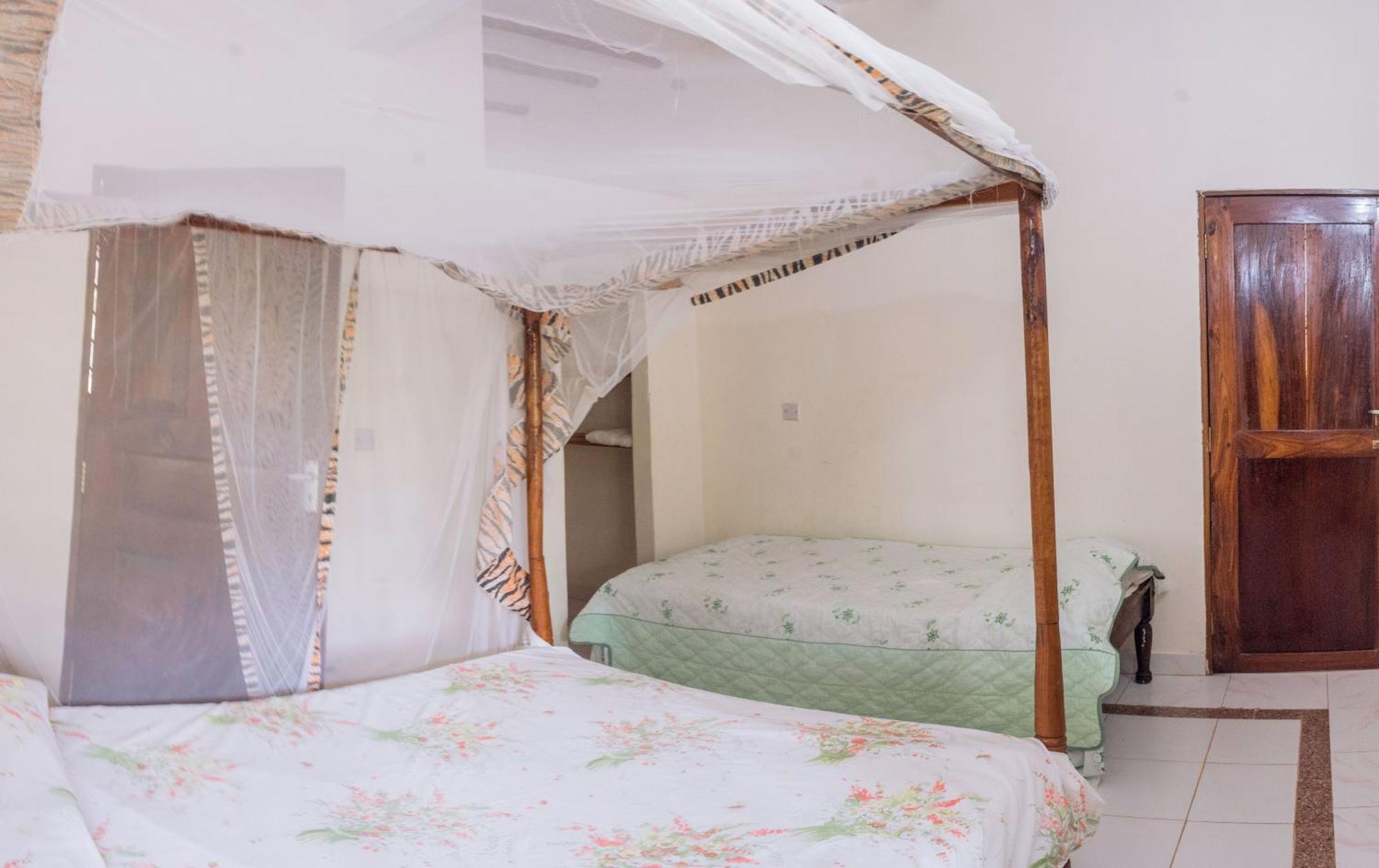 Kijani Cottages In Diani Diani Beach Extérieur photo