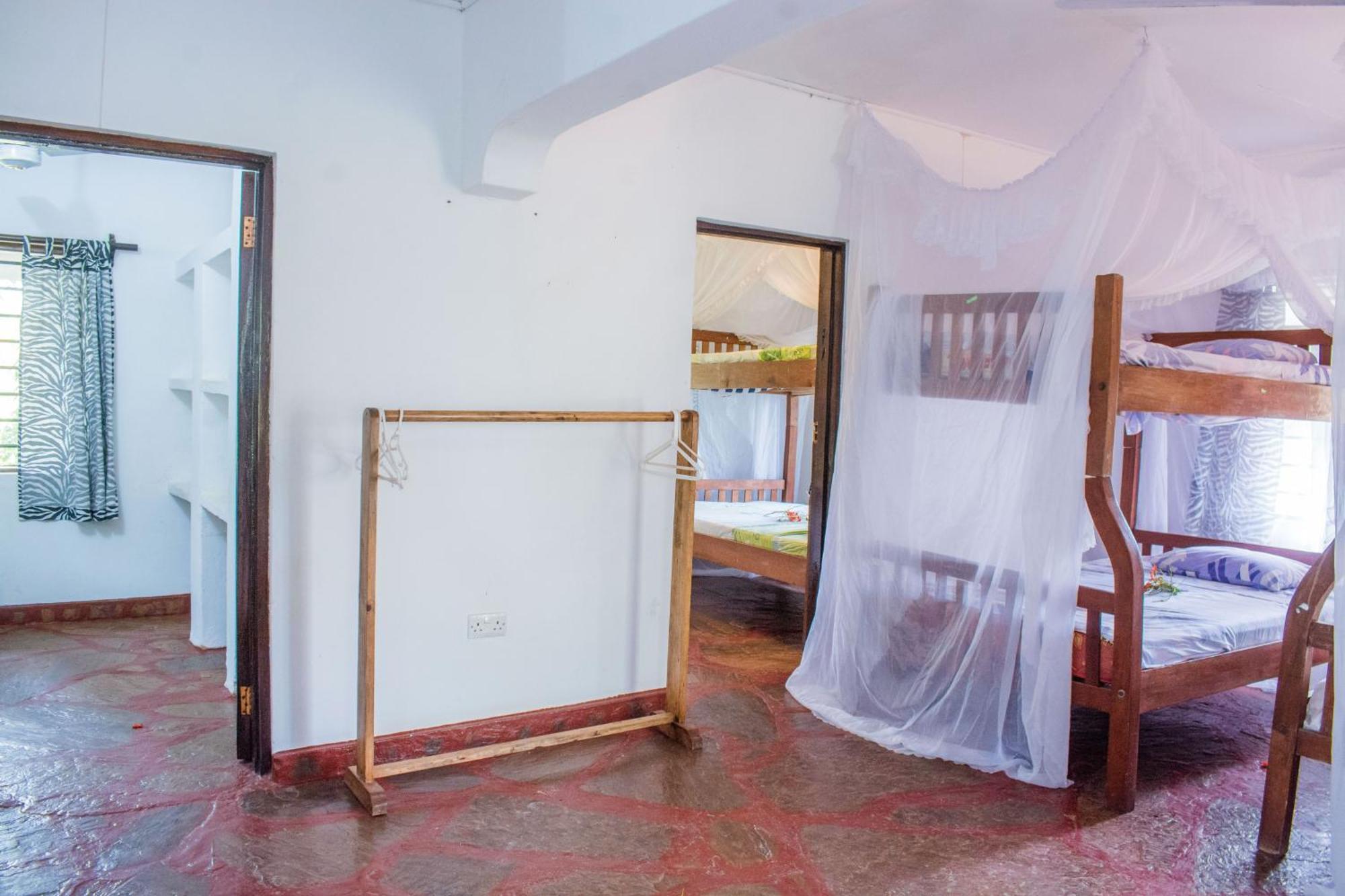 Kijani Cottages In Diani Diani Beach Extérieur photo