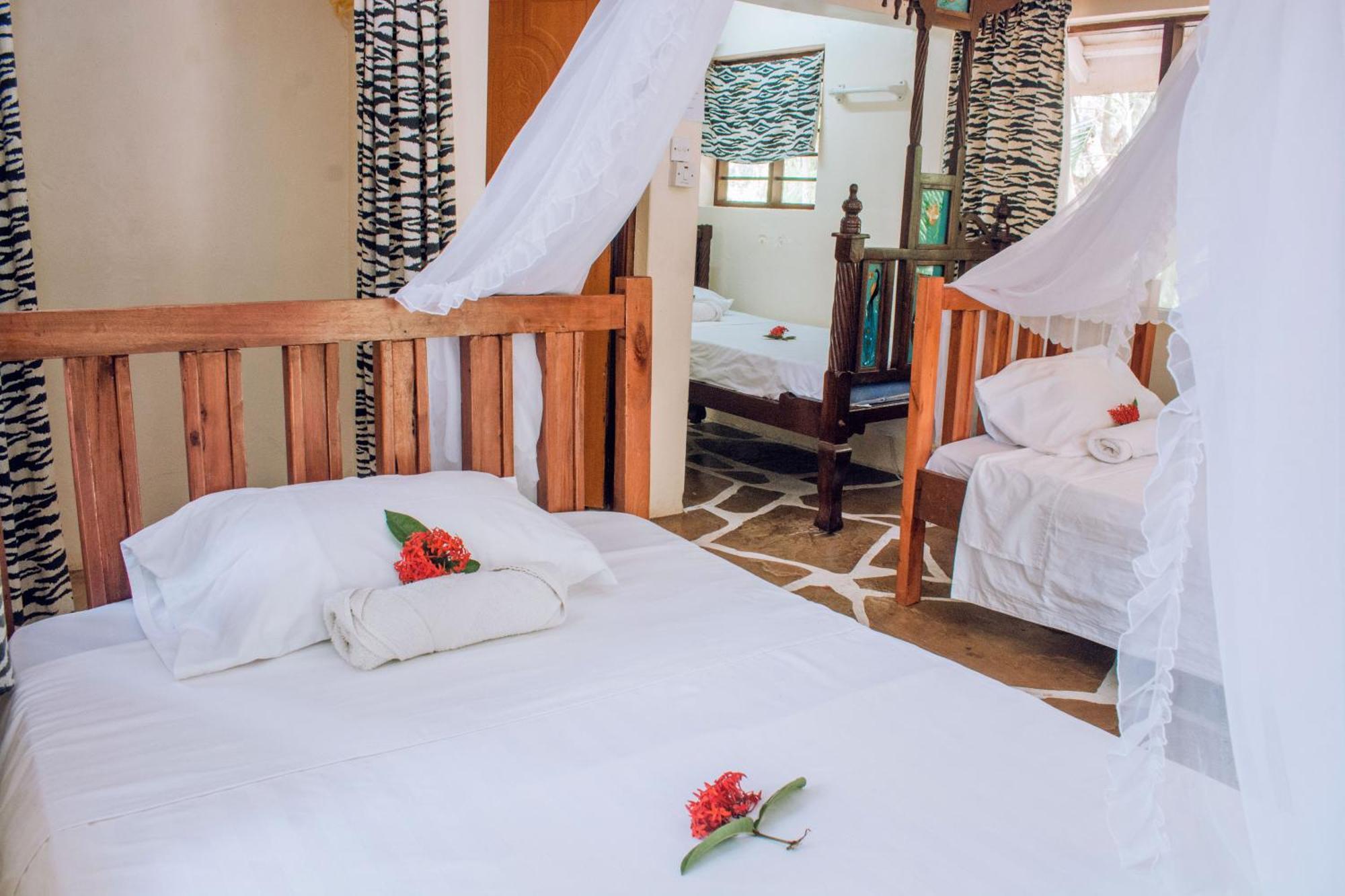 Kijani Cottages In Diani Diani Beach Extérieur photo